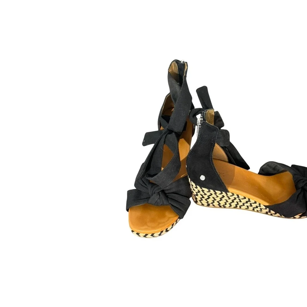 UGG Women's Yarrow Espadrille Wedge Sandal In Black sz11 - Picture 1 of 16